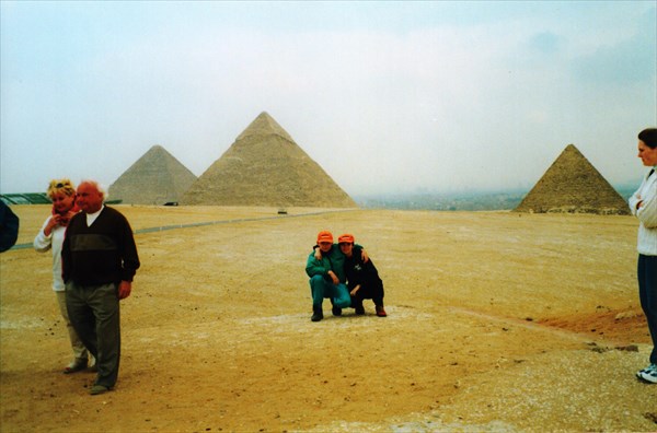 Пирамиды Гиза, Каир